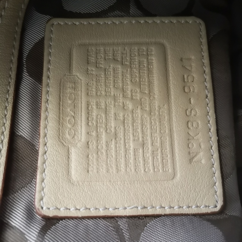 Coach purse - Picture 6 of 6